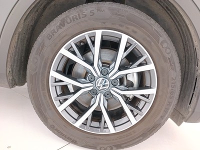 8 - Volkswagen Tiguan eschini auto