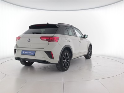 4 - Volkswagen T-Roc eschini auto