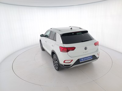 6 - Volkswagen T-Roc eschini auto