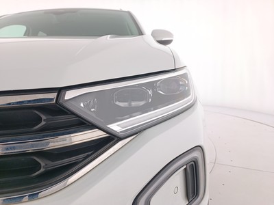7 - Volkswagen T-Roc eschini auto