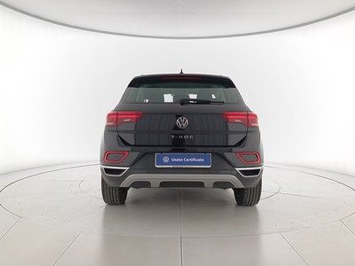5 - Volkswagen T-Roc eschini auto