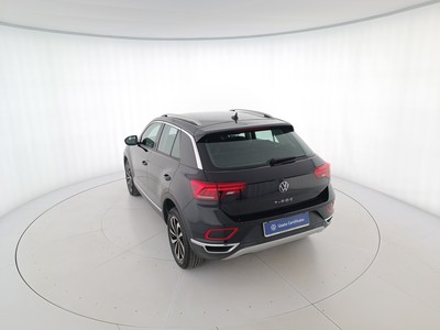 6 - Volkswagen T-Roc eschini auto