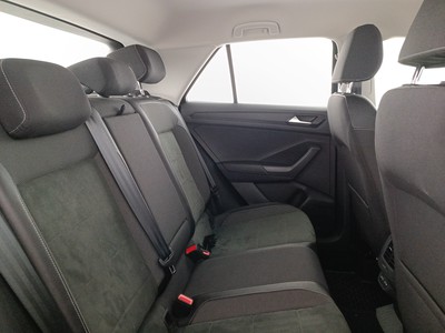 9 - Volkswagen T-Roc eschini auto