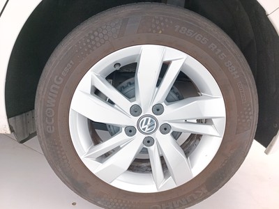 8 - Volkswagen Polo eschini auto