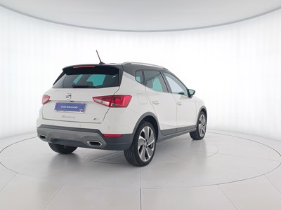 4 - Seat Arona eschini auto