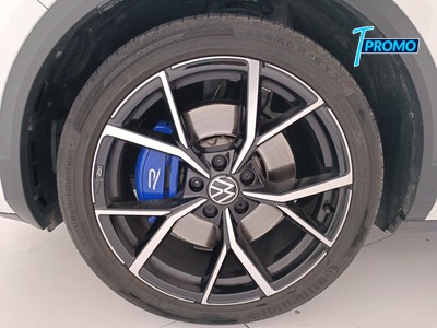 8 - Volkswagen T-Roc eschini auto