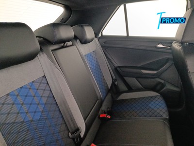 10 - Volkswagen T-Roc eschini auto