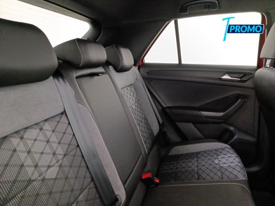 10 - Volkswagen T-Roc eschini auto