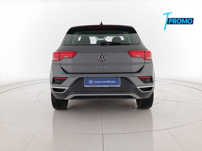5 - Volkswagen T-Roc eschini auto