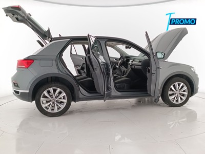9 - Volkswagen T-Roc eschini auto