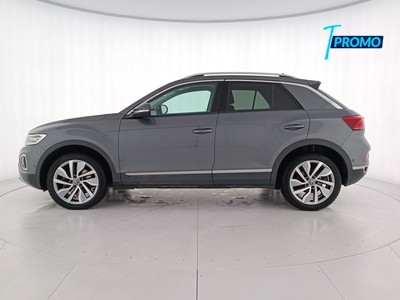 3 - Volkswagen T-Roc eschini auto