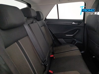 9 - Volkswagen T-Roc eschini auto