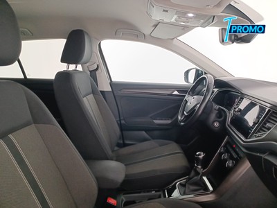 10 - Volkswagen T-Roc eschini auto