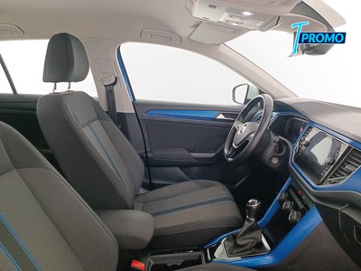 10 - Volkswagen T-Roc eschini auto