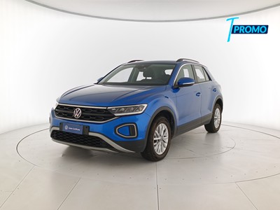 1 - Volkswagen T-Roc eschini auto