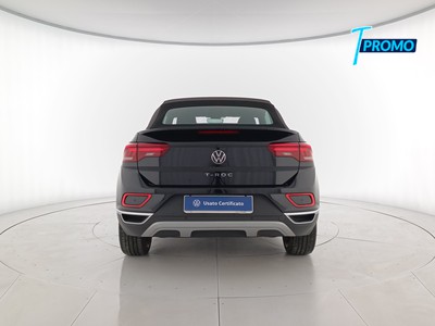 5 - Volkswagen T-Roc eschini auto