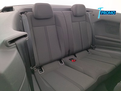 10 - Volkswagen T-Roc eschini auto