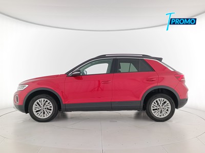 4 - Volkswagen T-Roc eschini auto