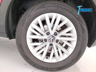 8 - Volkswagen T-Roc eschini auto