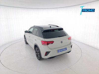 5 - Volkswagen T-Roc eschini auto
