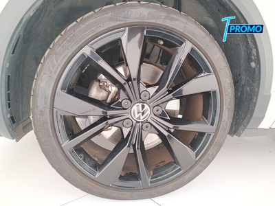 8 - Volkswagen T-Roc eschini auto