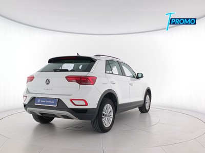 4 - Volkswagen T-Roc eschini auto