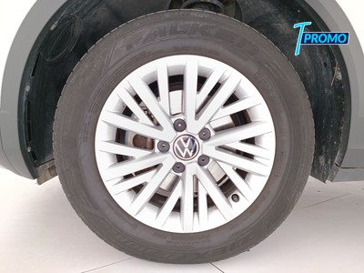 8 - Volkswagen T-Roc eschini auto