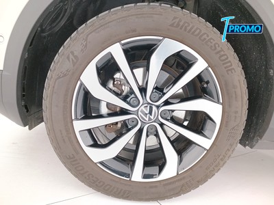 8 - Volkswagen T-Roc eschini auto