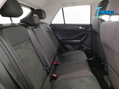 9 - Volkswagen T-Roc eschini auto