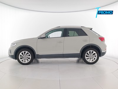 3 - Volkswagen T-Roc eschini auto
