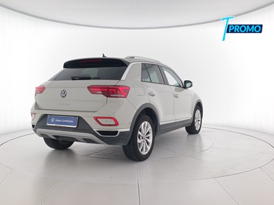 4 - Volkswagen T-Roc eschini auto