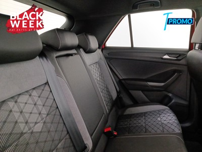 10 - Volkswagen T-Roc eschini auto