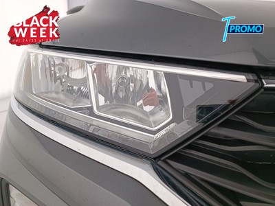 7 - Volkswagen T-Roc eschini auto