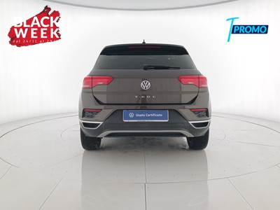 5 - Volkswagen T-Roc eschini auto