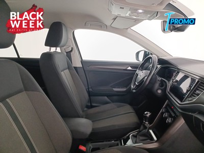 10 - Volkswagen T-Roc eschini auto