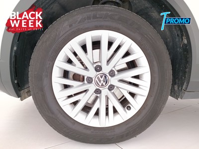 8 - Volkswagen T-Roc eschini auto