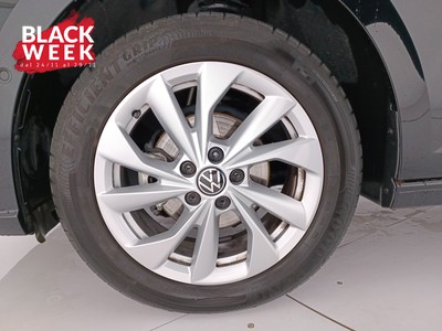 8 - Volkswagen Polo eschini auto