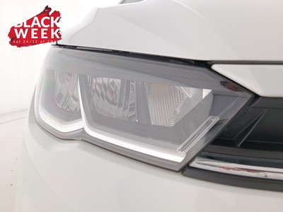 7 - Volkswagen Polo eschini auto