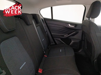 9 - Ford Focus eschini auto