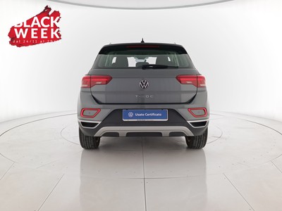 5 - Volkswagen T-Roc eschini auto