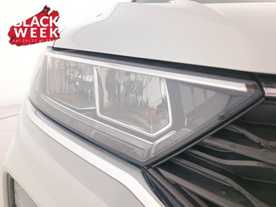 7 - Volkswagen T-Roc eschini auto