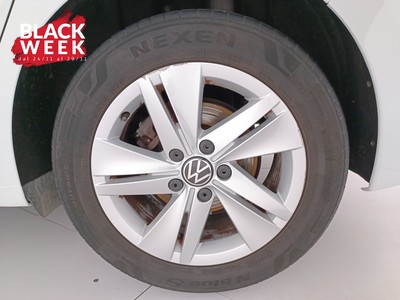 8 - Volkswagen Golf eschini auto