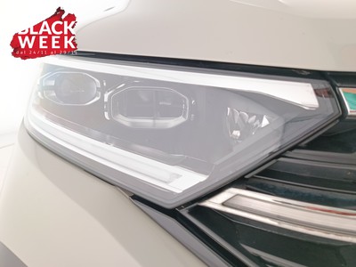 7 - Volkswagen T-Roc eschini auto