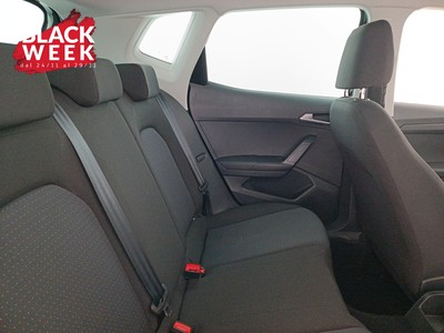 9 - Seat Arona eschini auto
