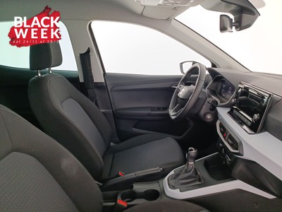 10 - Seat Arona eschini auto