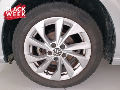 8 - Volkswagen Polo eschini auto