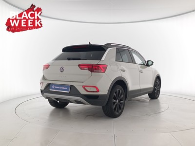 4 - Volkswagen T-Roc eschini auto