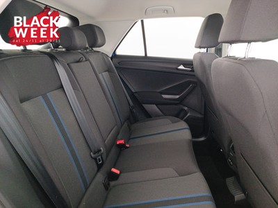 9 - Volkswagen T-Roc eschini auto