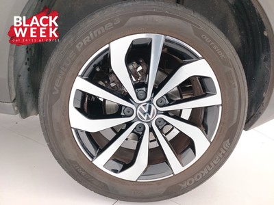 8 - Volkswagen T-Roc eschini auto