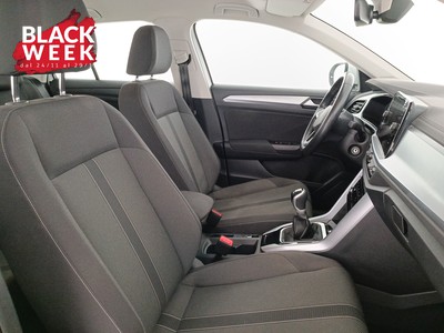 10 - Volkswagen T-Roc eschini auto